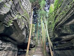 -梭布垭石林景区