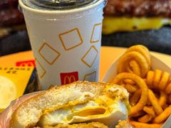 -麦当劳(新世纪环球中心店)