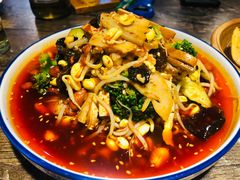 -六福烧烤酒馆(秦隆步行街店)