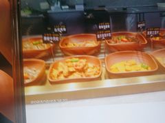 -新艺自助美食城(中山路店)