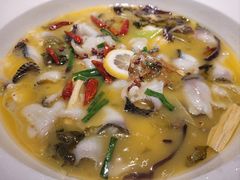 馋嘴酸菜鱼-吴氏老妈·23年家常菜(古城店)