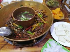 -牛喵喵铜锅牛肉馆
