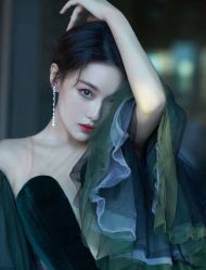-LOVINA洛维娜婚纱礼服