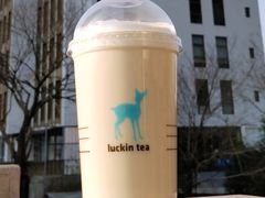 金观音乌龙轻乳茶-瑞幸咖啡(青秀区龙光世纪A座店)