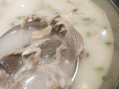 -肖仙仙羊肉汤·始于1996年(郫都店)