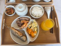 -上海宝宁宝马4S店