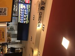 -麦当劳(汉口火车站候车室店)