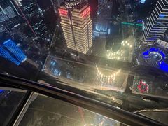 -东方明珠259米全透明悬空观光廊