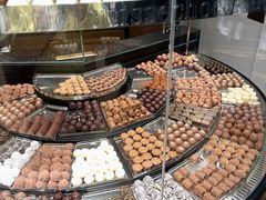 -Laderach 莱德拉(上海环贸iapm店)