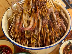 -拈签一笑黄牛肉辣卤串串