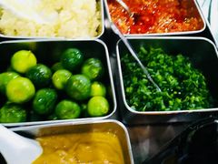 -四川小胡子海鲜(丁村万人海鲜广场店)