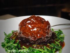 手工红烧蛋黄狮子头-蟹榭·本帮江浙菜·蟹宴(大宁久光商场店)