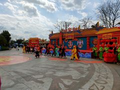 -七彩云南欢乐世界