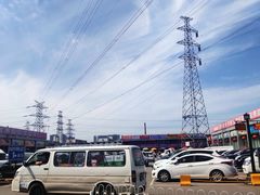 门面-三旗百汇商品城