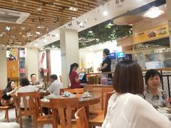 大堂-丹江口渔村·湘味厨房(桃园店)