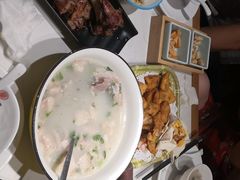 -丁里羊肉小镇(天鹅湖总店)