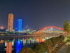 -中国宜宾·长江地标广场