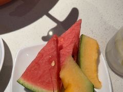 -小鱼小牛(世欧广场店)