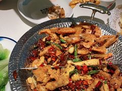 -小鱼小牛·鱼牛干锅·脆鱼火锅(世欧广场店)