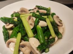 鲜芦竹笋炒蘑菇-楚山晓·楚湘菜(江夏永旺店)