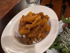 酥炸乌贼配柠檬蛋黄酱-Golden Lily河内巴黎法越料理餐厅(建国西路店)