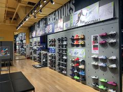 -adidas(滔搏朝阳大悦城店)
