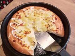 -必胜客(新中纬店)
