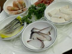 -青瓦餐厅·生鱼片·韩园烤肉(西塔店)
