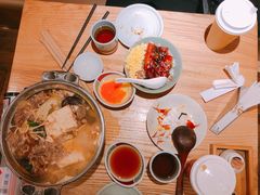 牛肉寿喜锅-初居食屋日式料理(万象城购物中心店)