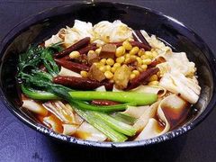 -鹍记特色牛杂面