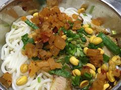 -红鼻子桂林米粉(金唐新光界店)