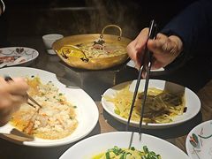 -穿越时尚餐厅(英武中路店)