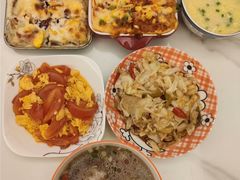 -乐禧母婴全自营月嫂(宝山店)