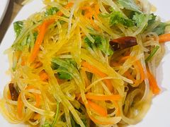 凉拌土豆丝-左邻右舍褡裢火烧(石榴园店)