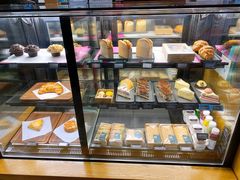 面包甜点陈列柜-星巴克(北京阜安路店)