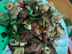-超越海鲜屋(飞龙物业店)