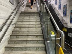 -一品天下(地铁站)