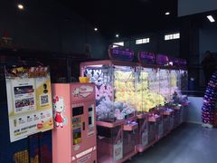 -嘿哟动霸CHUA·新潮玩运动娱乐中心·蹦床滑冰团建乐园
