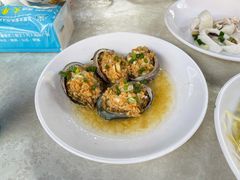 -三亚火车头万人海鲜广场