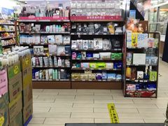 -全家便利店(莲花池东路店)