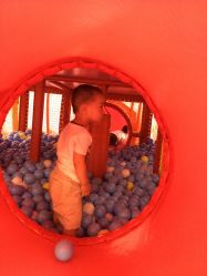 -莫莉幻想儿童乐园(武汉保利广场店)