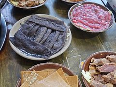 -黄潇洒老火锅(九眼桥宏济巷店)