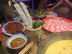 -萍姐火锅·公路夜市(武汉首店)