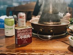 -洞庭洲·防空洞火锅·烧烤·铜锅涮肉(新百广场店)