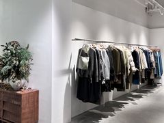 -洪小鹏生活美学馆(领SHOW天地店)