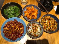 -十三式重庆江湖菜(金茂览秀城店)