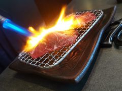-铭牛烧肉·和牛海鲜自助(高新月牙湖店)