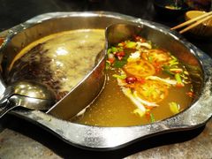 -重庆风光老灶火锅城(同德广场店)