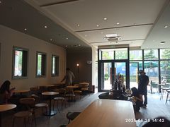 -星巴克臻选(威海威高广场店)