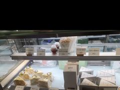 面包甜点陈列柜-欢牛蛋糕屋(萧山万象汇店)